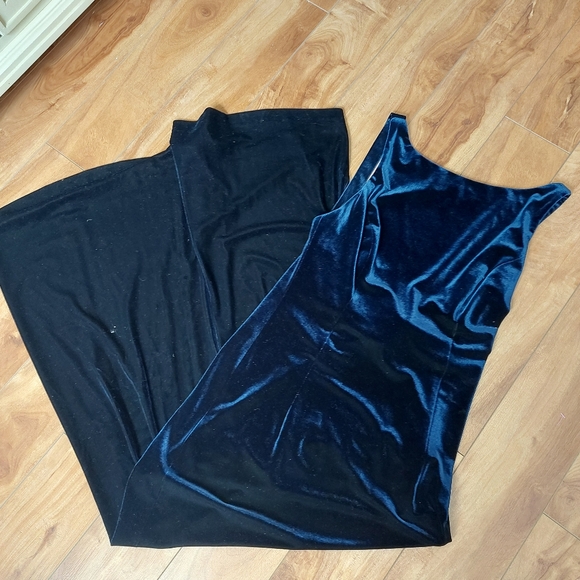 Rhapsody Blue Velvet Maxi Dress - Picture 6 of 14